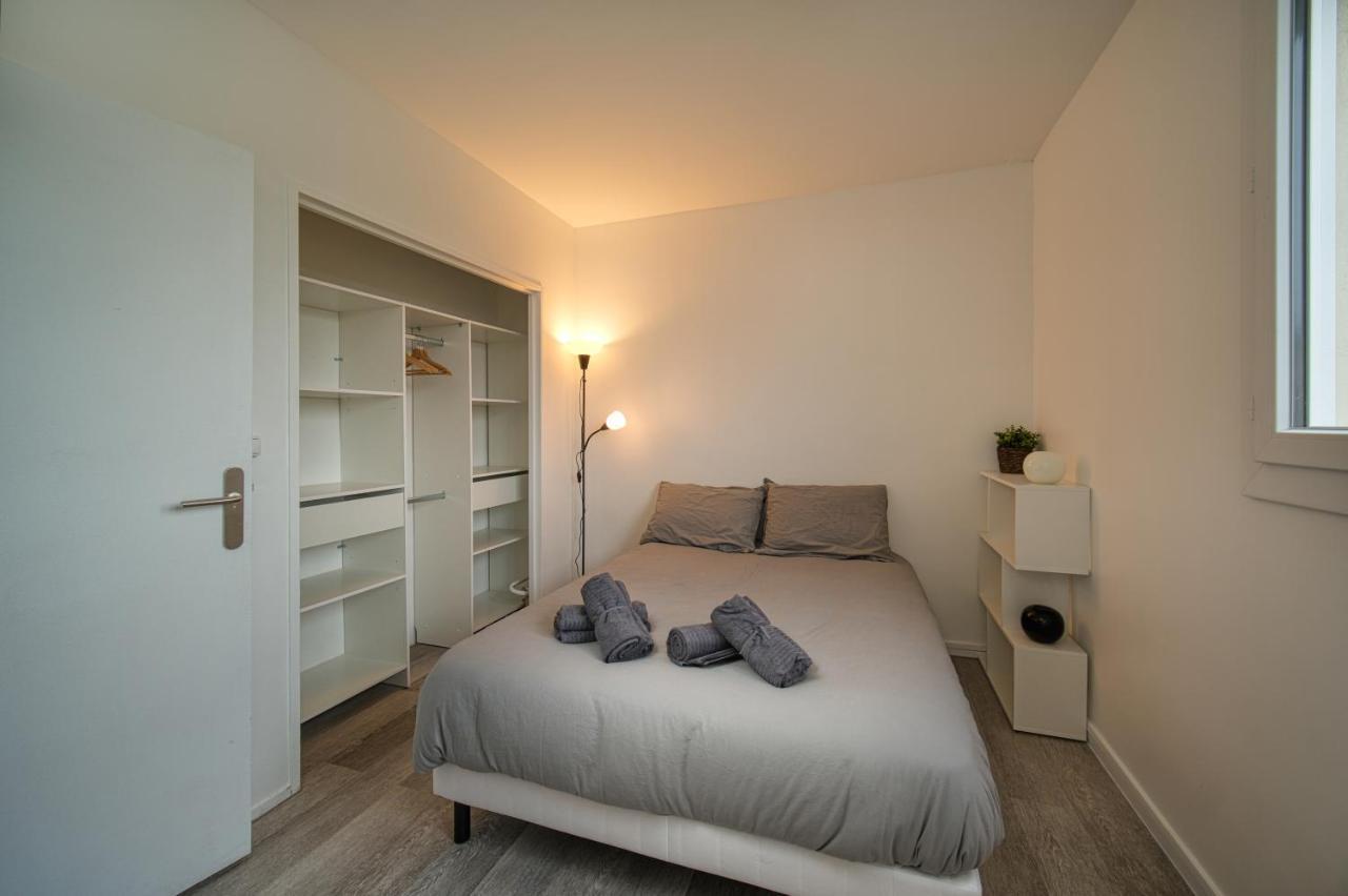 Appartement Tout Equipe Parking Balcon 2 Chambres Marsilia Exterior foto