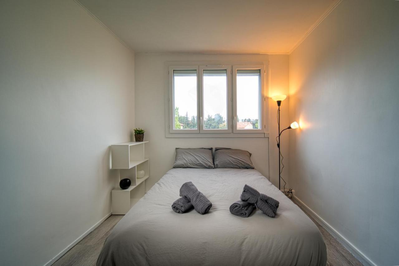 Appartement Tout Equipe Parking Balcon 2 Chambres Marsilia Exterior foto